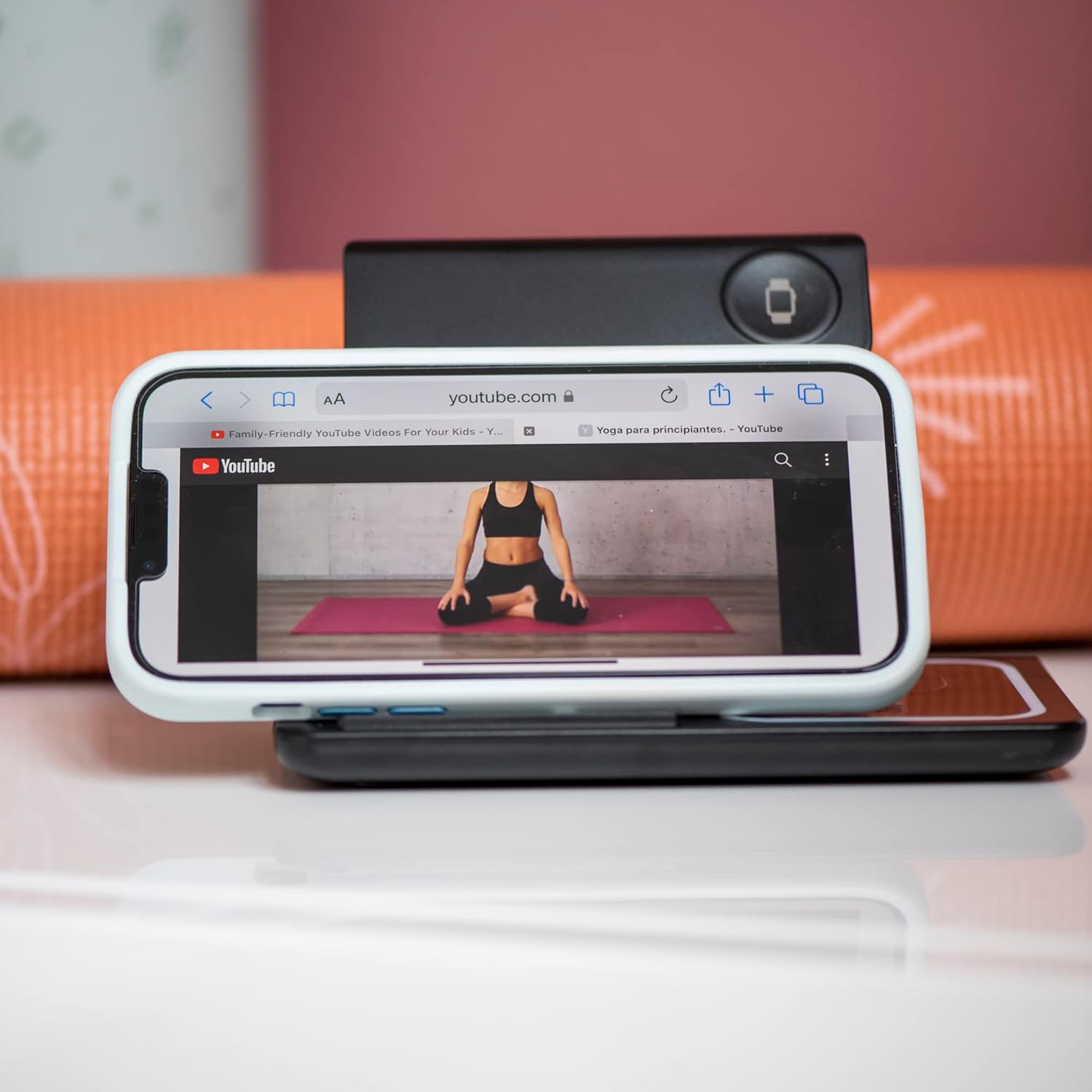 (3in-1Foldable Wireless Charging Station). - الصورة 5